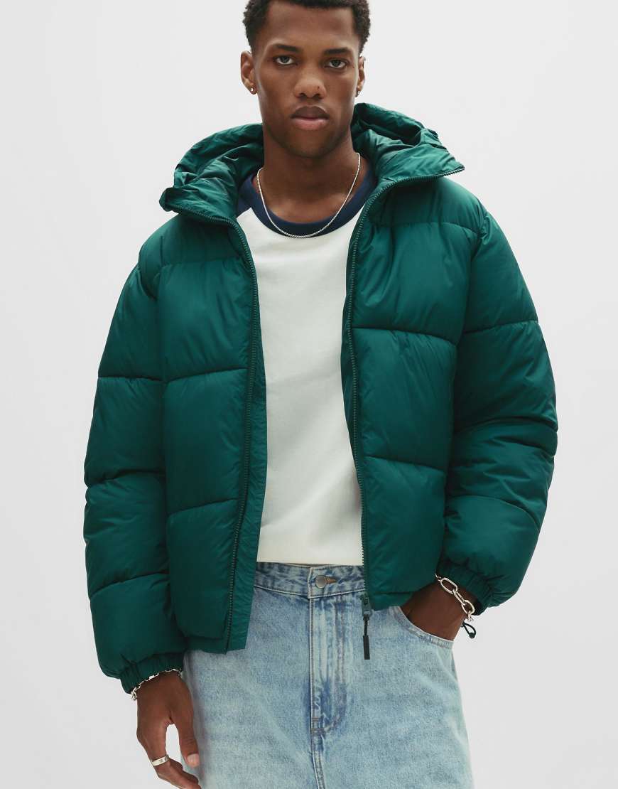 Pull & Bear - Pufferjacke in Grün mit Kapuze von Pull & Bear