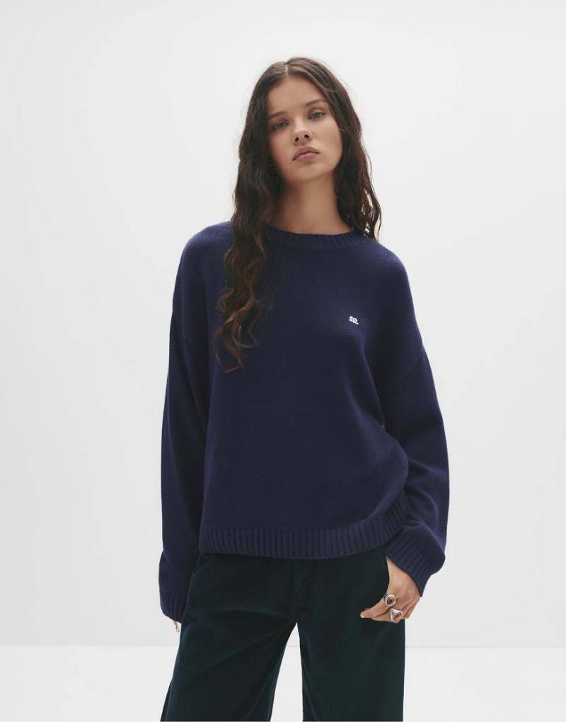 Pull & Bear - Pullover in Marineblau mit Logo-Stickerei von Pull & Bear