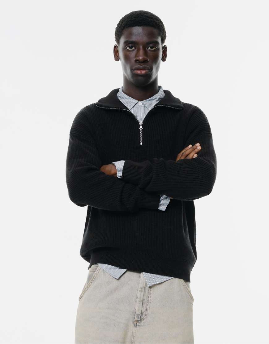 Pull & Bear - Pullover in Schwarz mit kurzem Reißverschluss von Pull & Bear