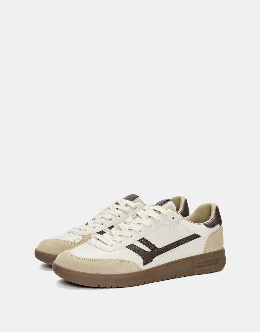 Pull & Bear - Retro-Sneaker in Ecru-Weiß von Pull & Bear