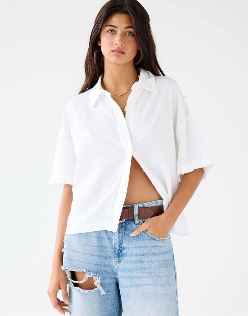 Pull & Bear - Rustic - Kurzärmliges Hemd in Weiß von Pull & Bear