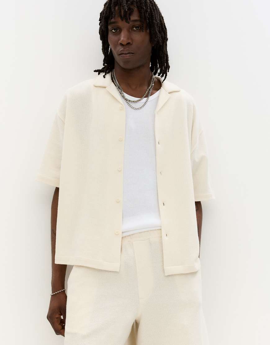 Pull & Bear - Rustic - Kurzärmliges Hemd in Wollweiß von Pull & Bear