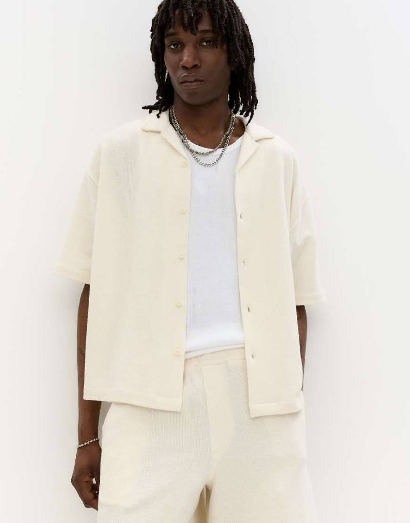 Pull & Bear - Rustic - Kurzärmliges Hemd in Wollweiß von Pull & Bear