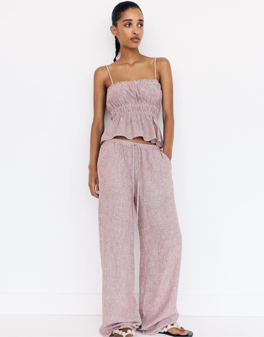 Pull & Bear - Rustikale Jogginghose in gestreiftem Burgunderrot von Pull & Bear