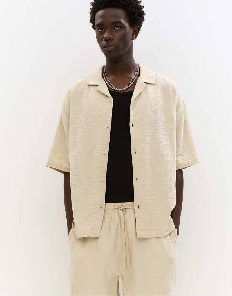 Pull & Bear - Rustikales, kurzärmliges Hemd in Ocker-Braun von Pull & Bear