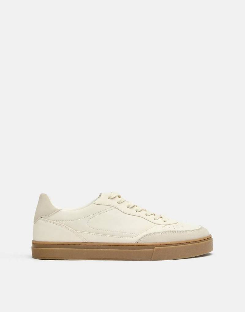 Pull & Bear - STWD - Basic-Sneaker in Ecru-Weiß von Pull & Bear