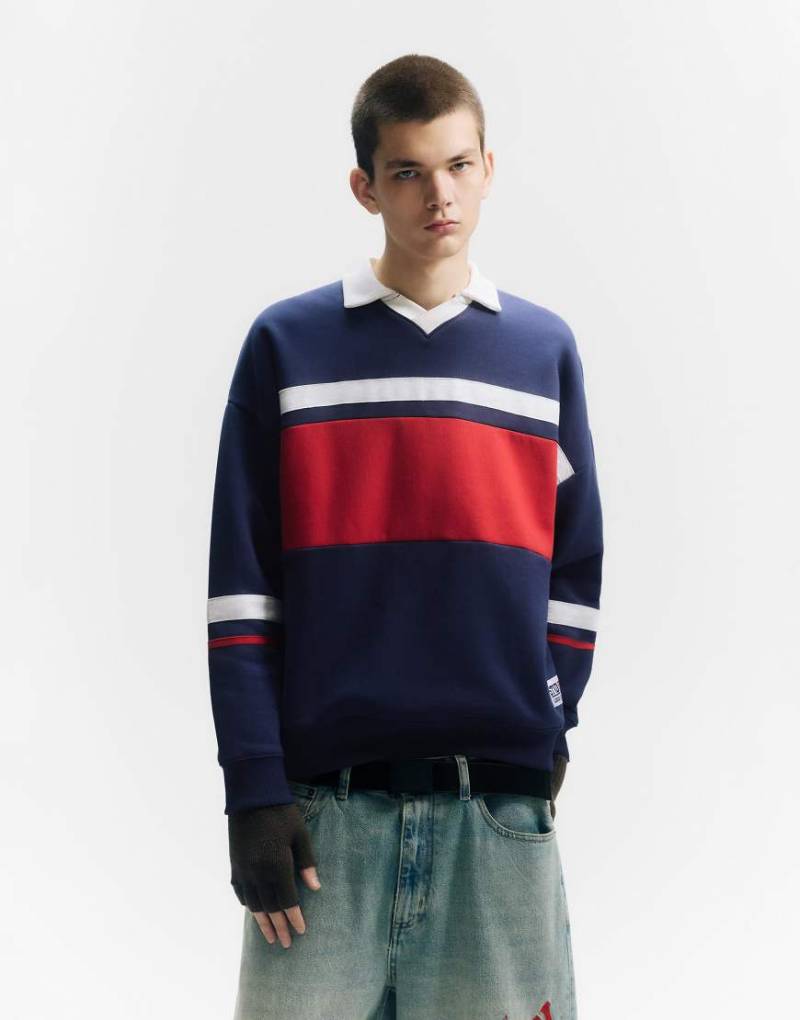 Pull & Bear - STWD - Polo-Sweatshirt in Marineblau mit Bahnen-Design von Pull & Bear