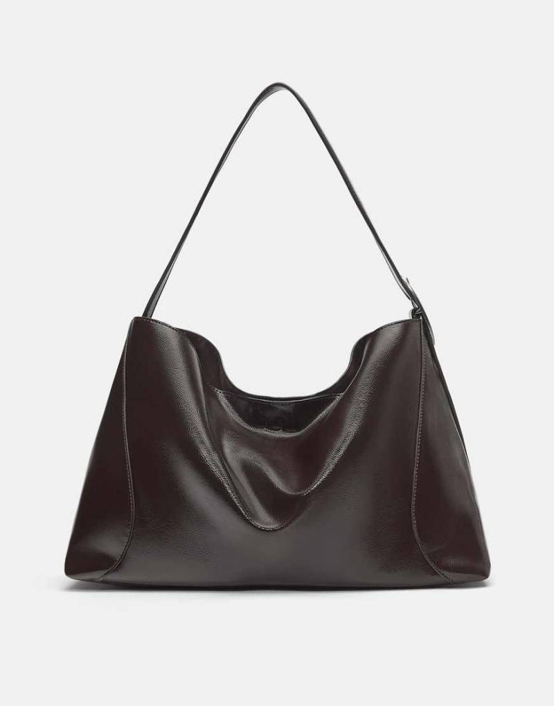 Pull & Bear - Shopper in Braun mit Schnalle-Brown Pull & Bear - Shopper in Braun mit Schnalle-Brown von Pull & Bear