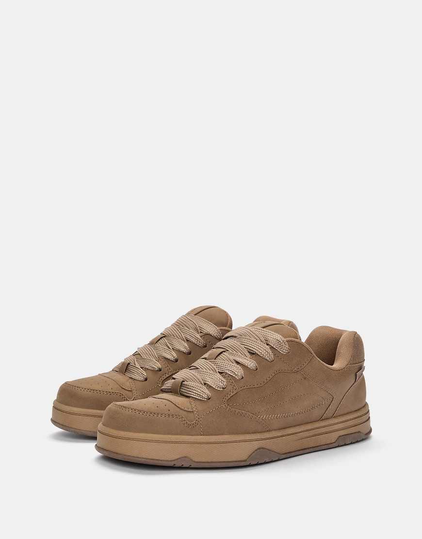 Pull & Bear - Skater-Sneaker in Braun-Brown von Pull & Bear
