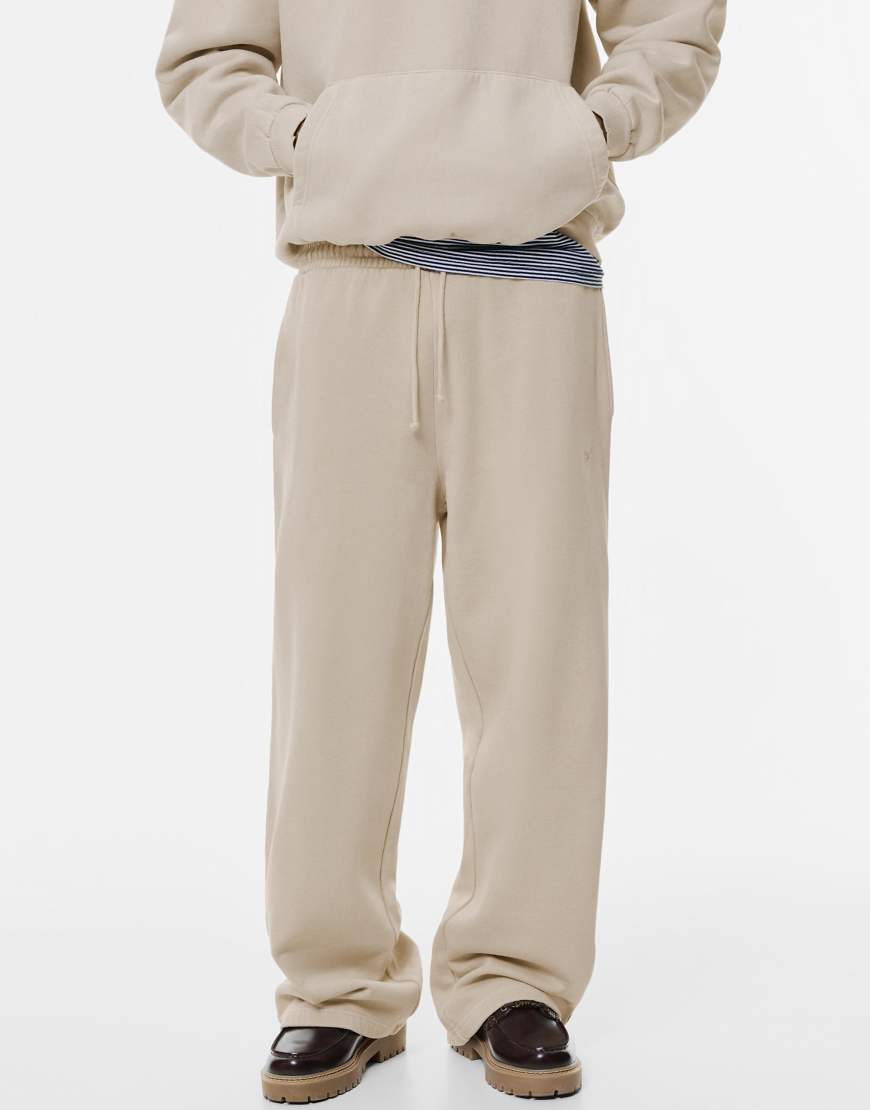 Pull & Bear - Skater-Trainingshose in Beige-Neutral von Pull & Bear