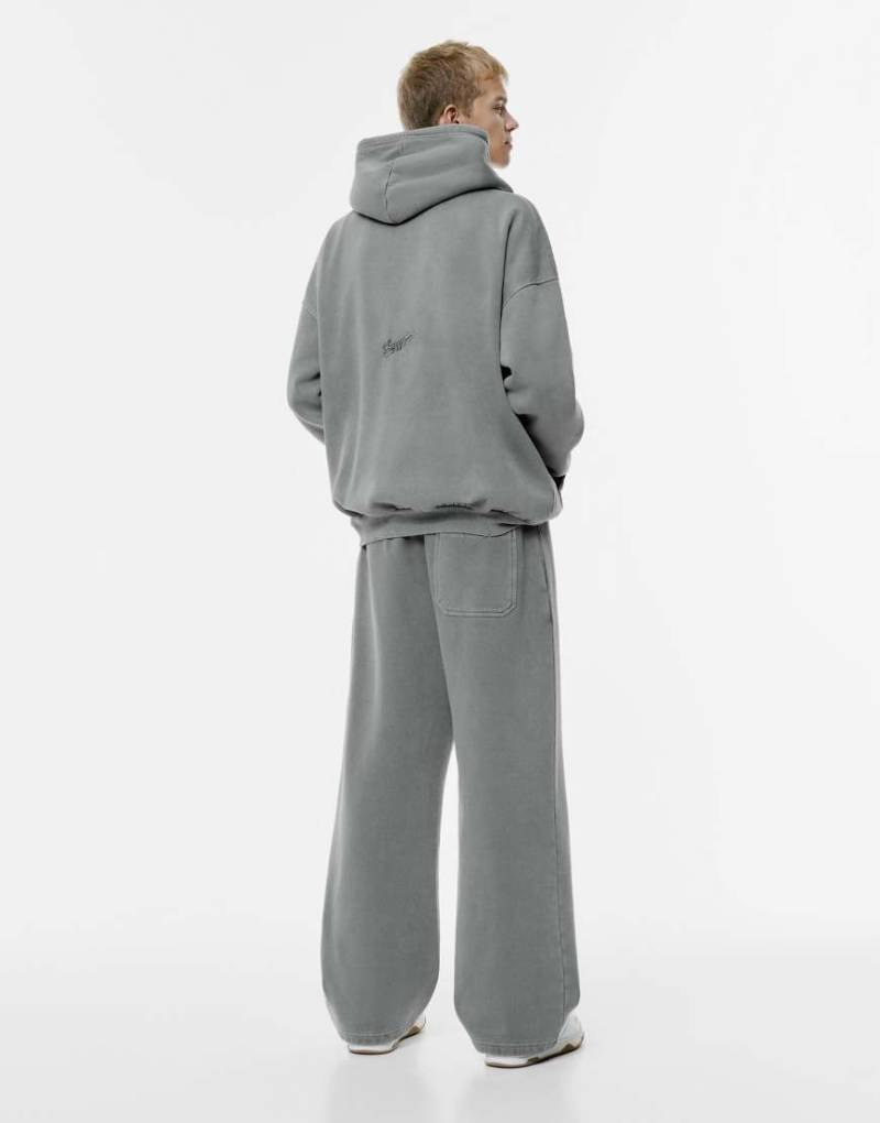 Pull & Bear - Skater-Trainingshose in Grau von Pull & Bear