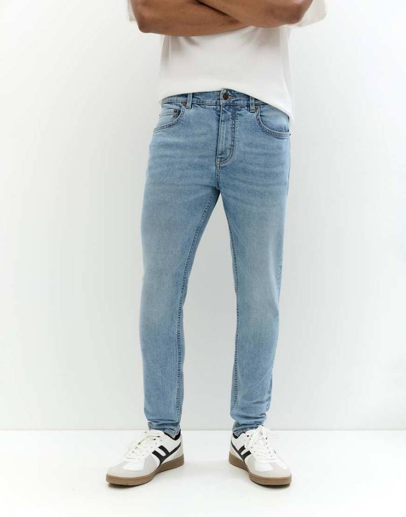 Pull & Bear - Skinny-Jeans in hellem Indigoblau von Pull & Bear