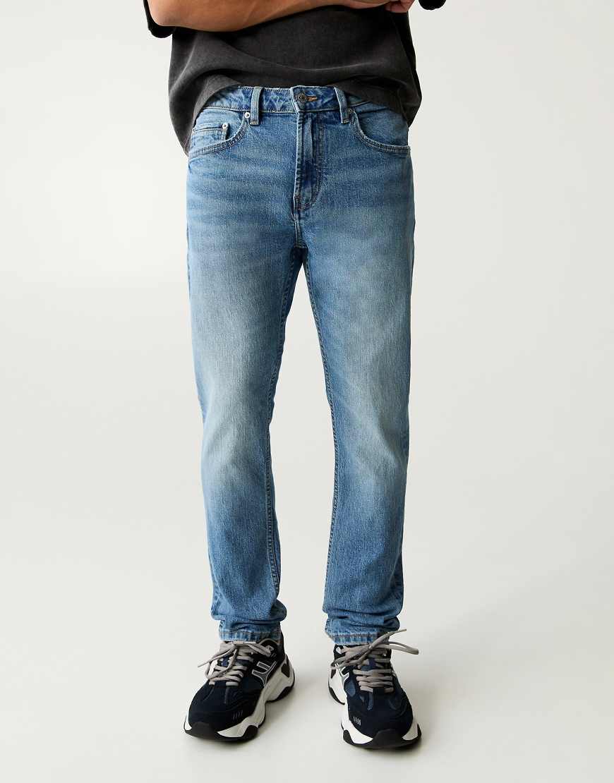 Pull & Bear - Slim Fit Jeans in Mittelblau von Pull & Bear