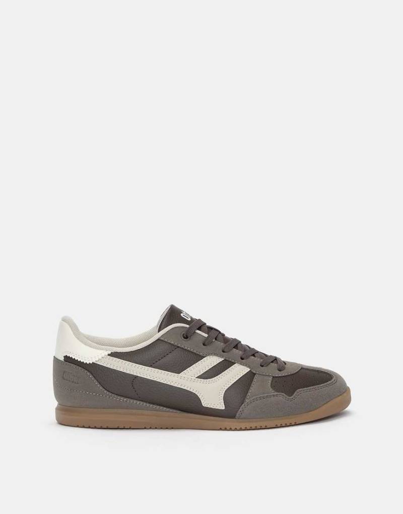 Pull & Bear - Sneaker in Rosatönen Pull & Bear - Sneaker in Rosatönen von Pull & Bear