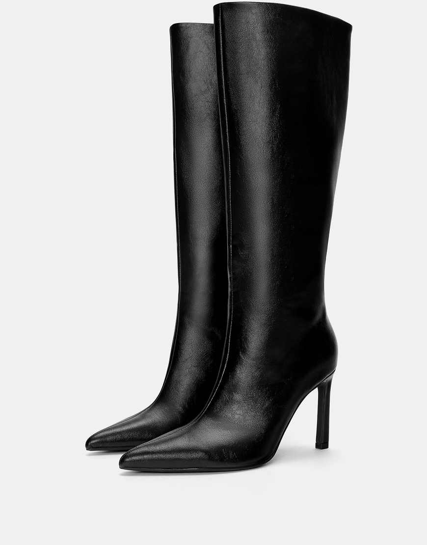 Pull & Bear - Stiefel in Schwarz mit hohem Absatz von Pull & Bear
