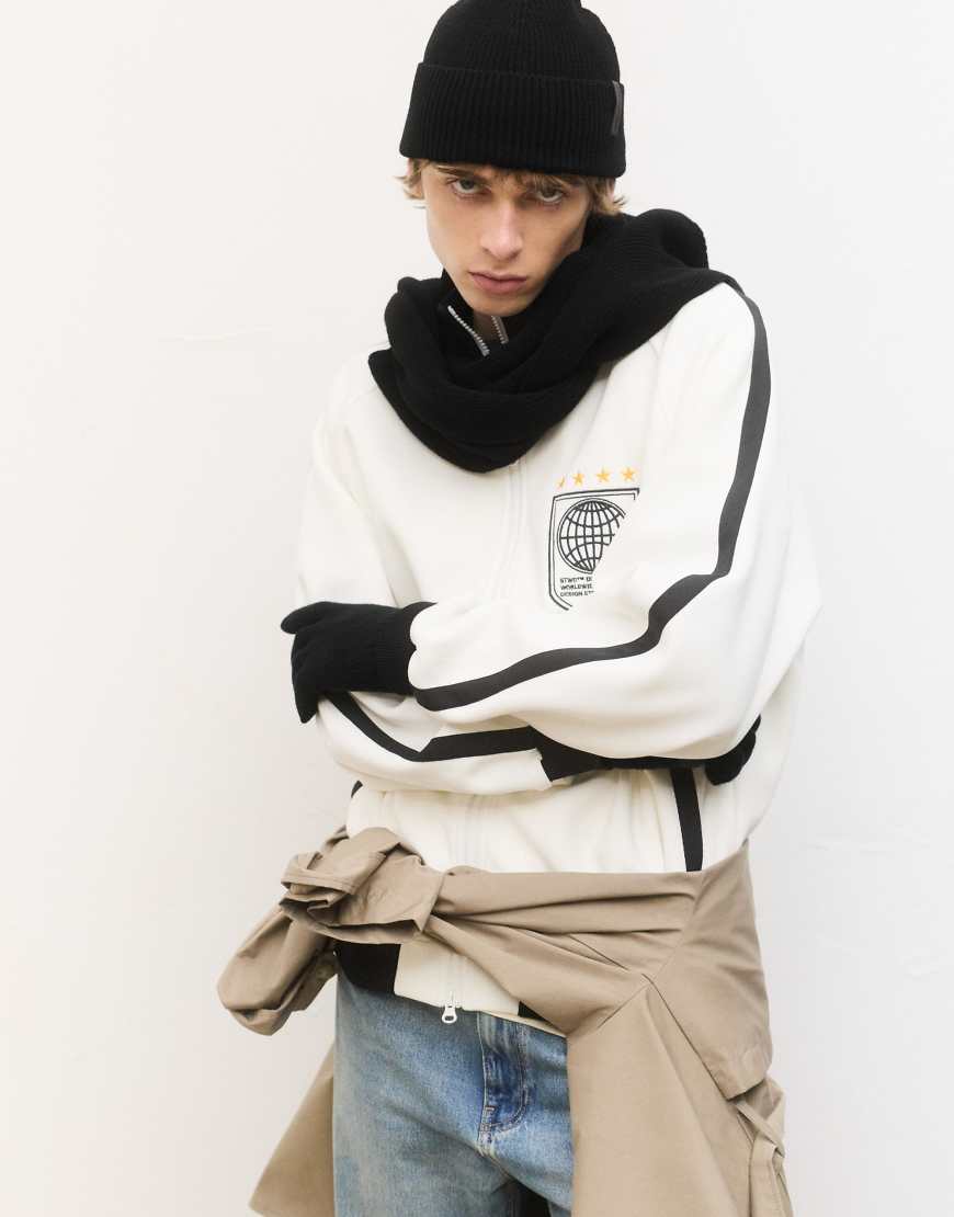 Pull & Bear - Strickmütze in Schwarz mit Etikett von Pull & Bear