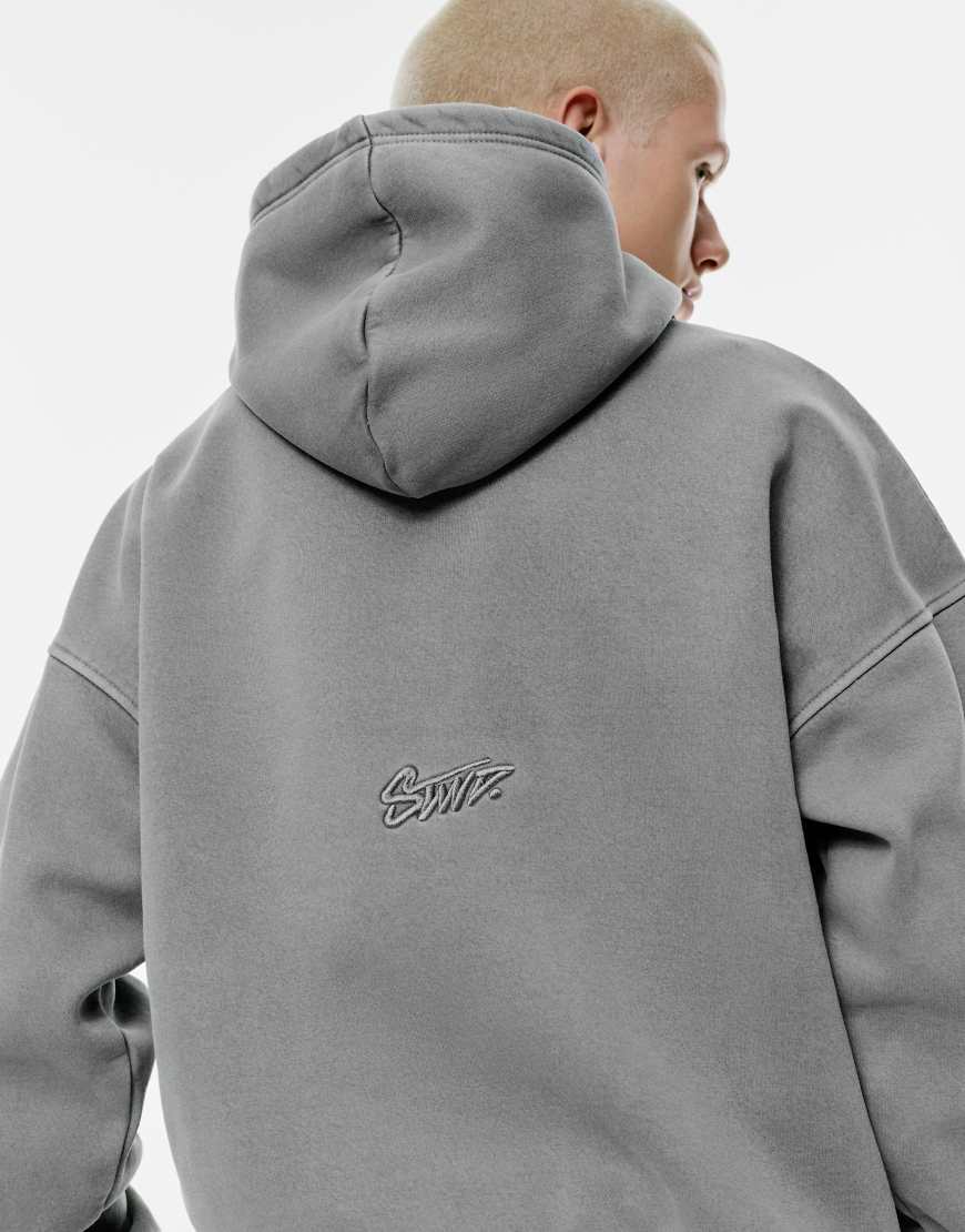 Pull & Bear - Stwd - Kapuzenpullover in verblasstem Grau von Pull & Bear