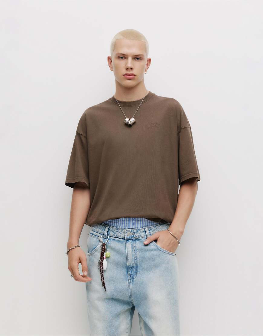Pull & Bear - Stwd - T-Shirt in verblasstem Schokobraun-Brown von Pull & Bear