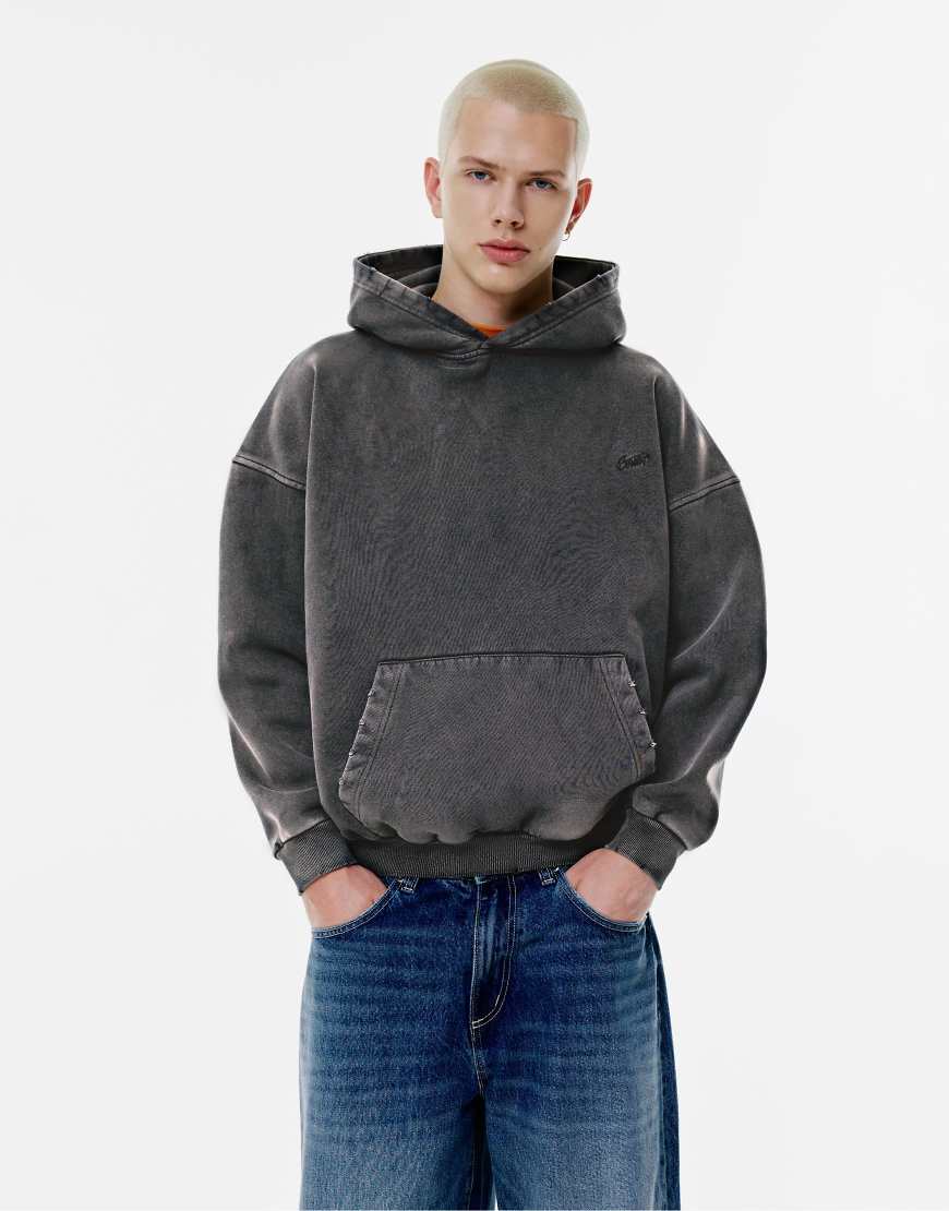 Pull & Bear - Stwd - Verblasster Kapuzenpullover in Schwarz von Pull & Bear