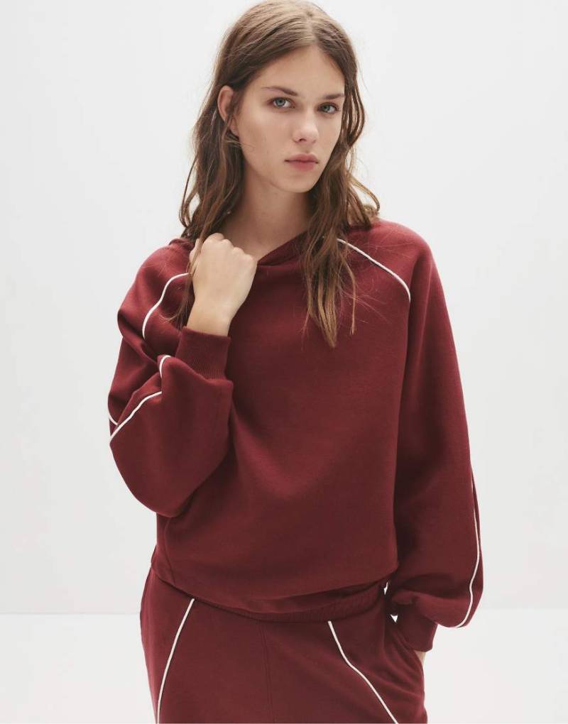 Pull & Bear - Sweatshirt in Burgunderrot mit Paspelierung in Burgunderrot von Pull & Bear