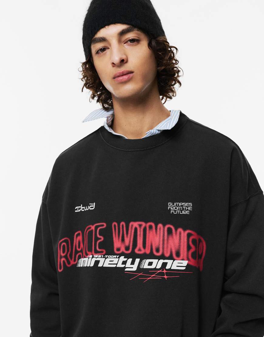 Pull & Bear - Sweatshirt in Dunkelgrau mit „STWD Race Winner"-Print von Pull & Bear