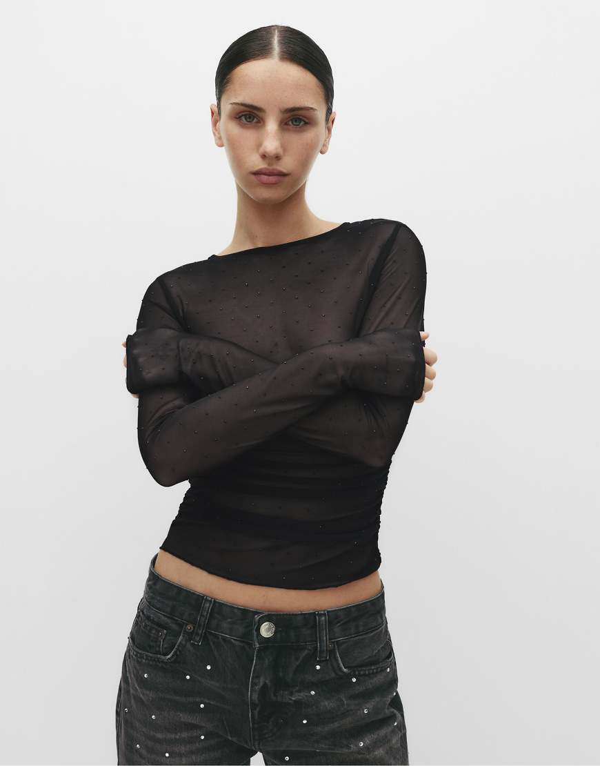 Pull & Bear - T-Shirt aus Tüll in Schwarz mit Strass-Schriftzug von Pull & Bear