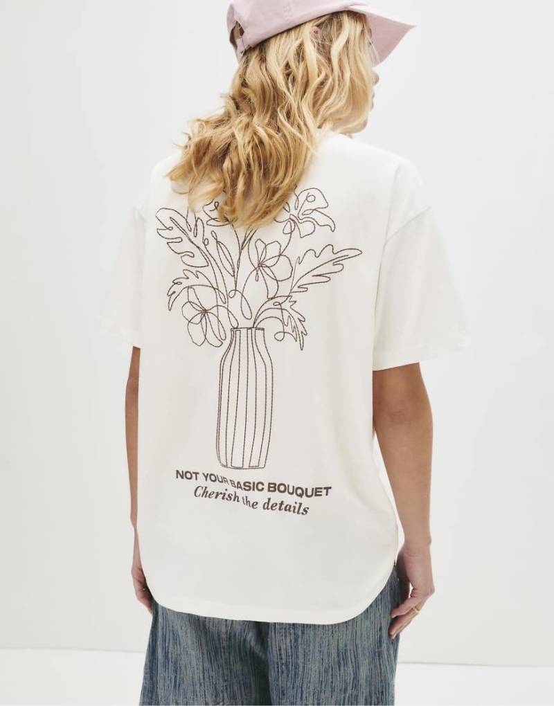 Pull & Bear - T-Shirt in Eisweiß mit Vasen-Print von Pull & Bear