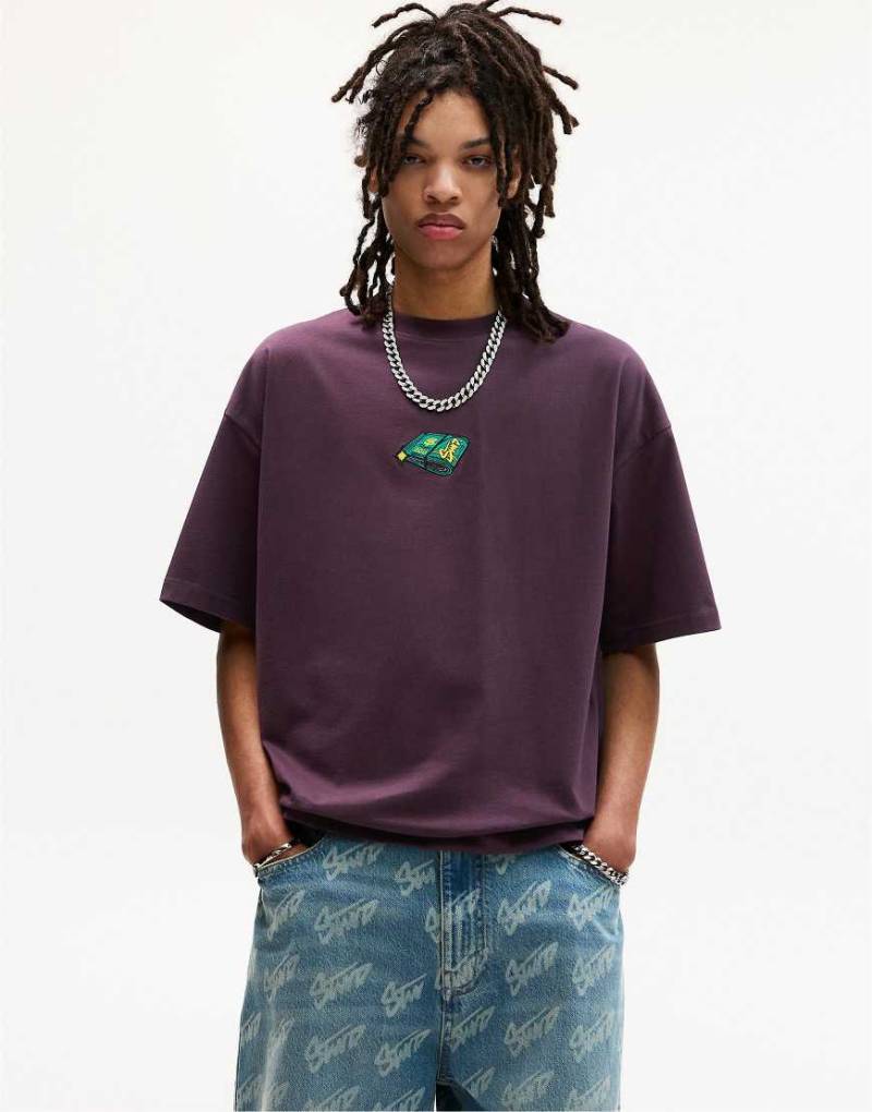 Pull & Bear - T-Shirt in Mauve mit „STWD"-Stickerei-Rosa von Pull & Bear