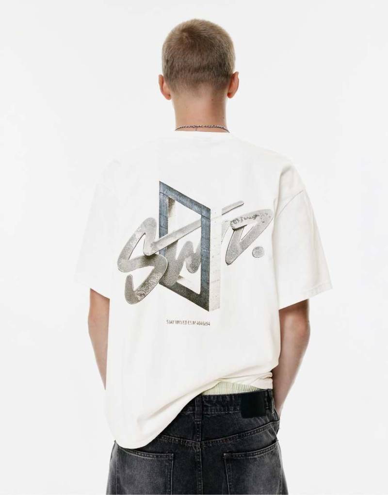 Pull & Bear - T-Shirt in Weiß mit „STWD"-Zement-Print von Pull & Bear