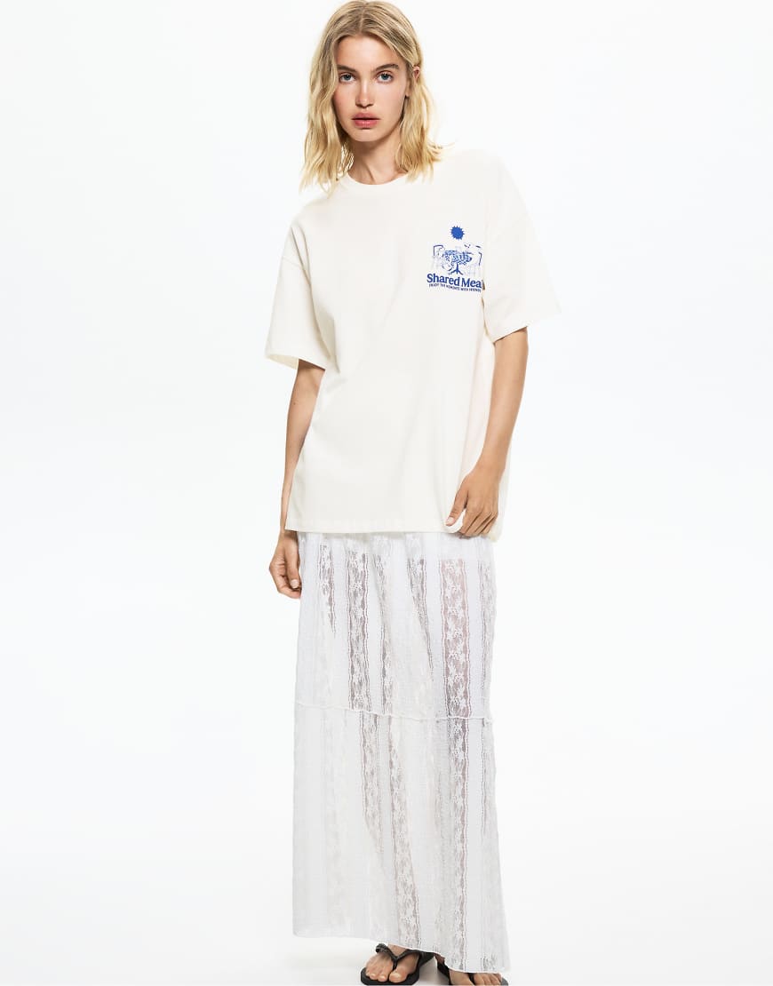 Pull & Bear - T-Shirt in Weiß mit Tiermotiven von Pull & Bear