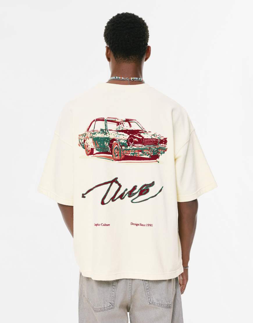 Pull & Bear - T-Shirt in Wollweiß mit „Auto"-Grafikprint von Pull & Bear