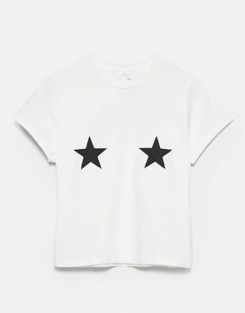 Pull & Bear - T-Shirt in kühlem Weiß mit Stern-Print von Pull & Bear