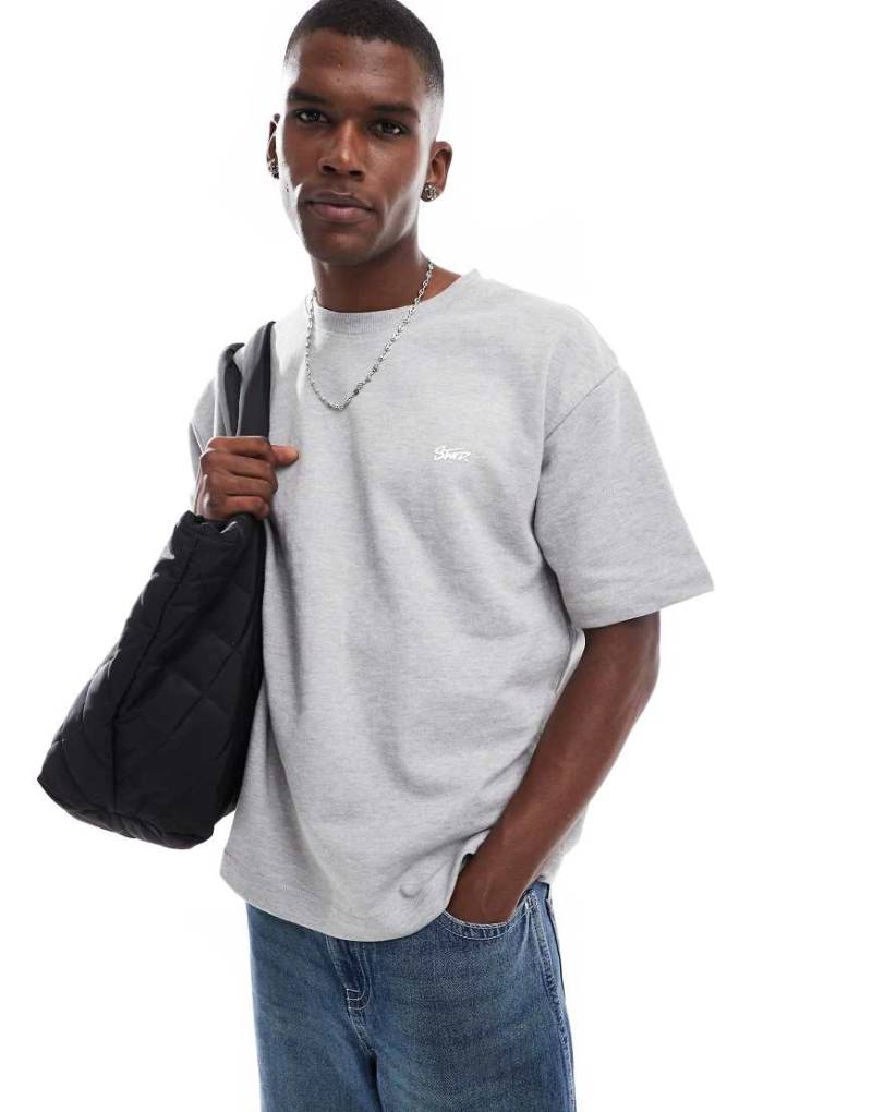 Pull & Bear - T-Shirt in meliertem Grau mit STWD-Logo von Pull & Bear