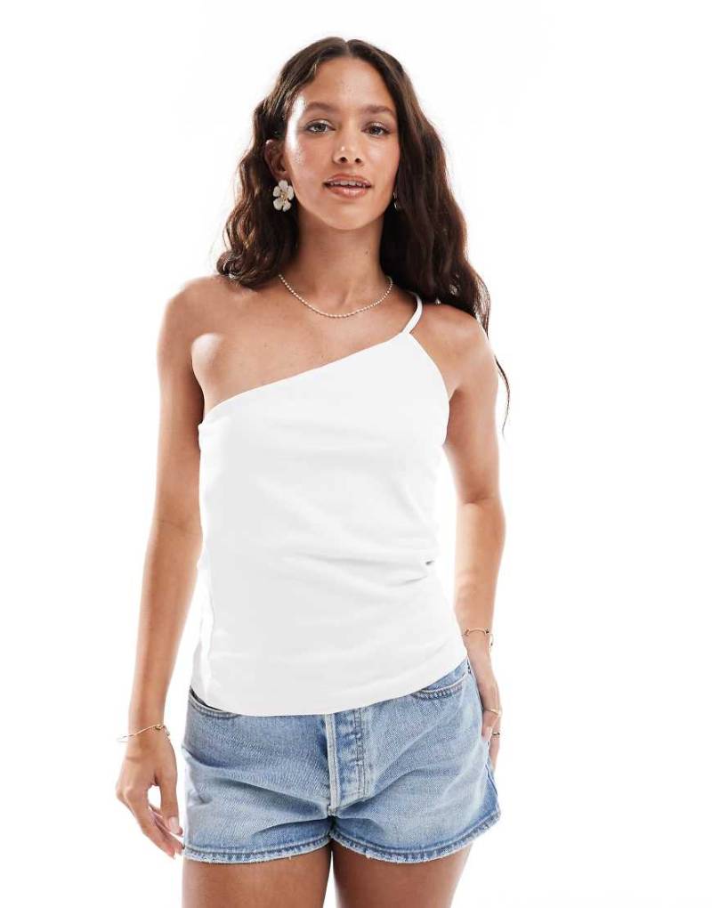 Pull & Bear - Top in Weiß mit One-Shoulder-Riemchenträger von Pull & Bear