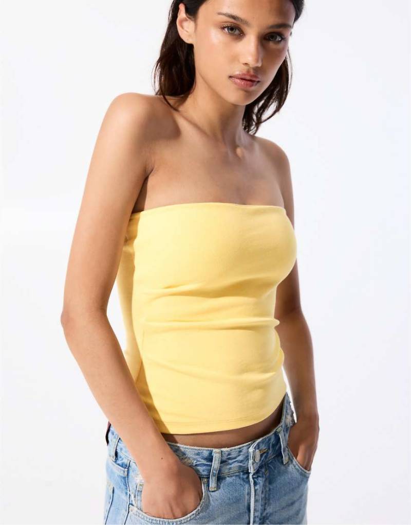 Pull & Bear - Trägerloses Oberteil in Gelb von Pull & Bear