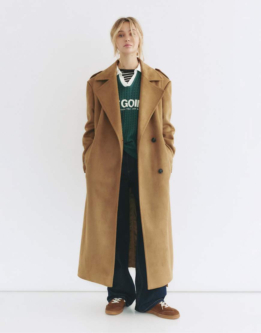 Pull & Bear - Trenchcoat aus Wildlederimitat in Kamel-Brown von Pull & Bear