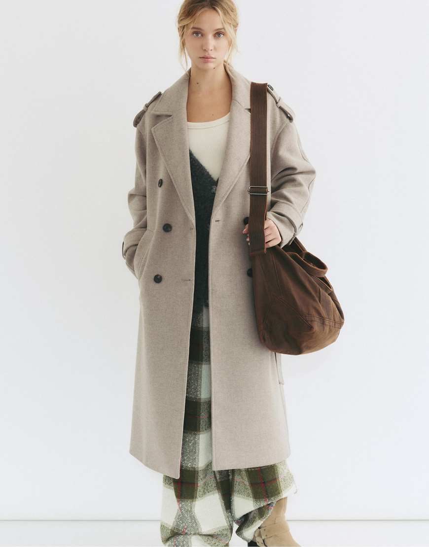 Pull & Bear - Trenchcoat in Beige mit Bindegürtel-Neutral von Pull & Bear