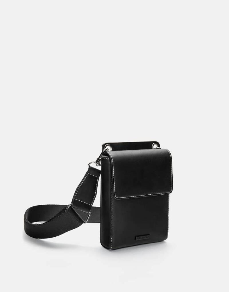 Pull & Bear - Umhängetasche in Schwarz von Pull & Bear