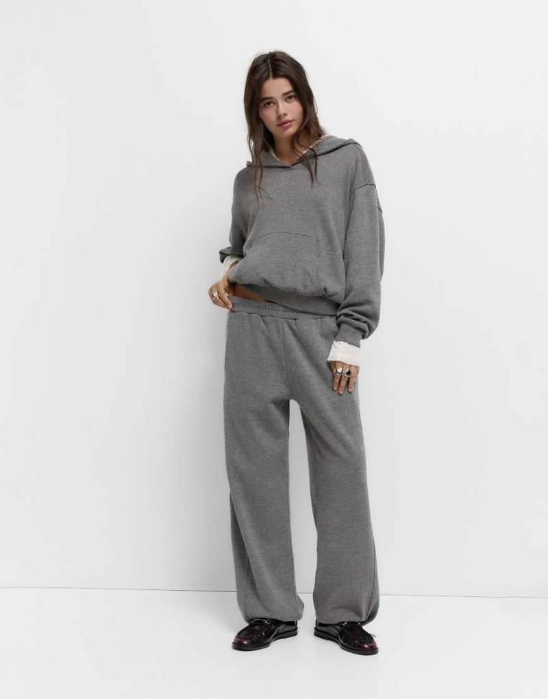 Pull & Bear - Weiche Jogginghose in meliertem Dunkelgrau von Pull & Bear