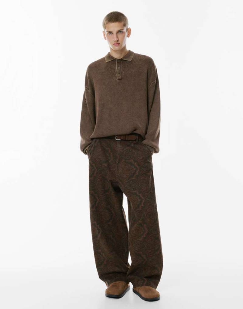 Pull & Bear - Weit geschnittene Hose in Braun mit Paisleymuster-Brown von Pull & Bear