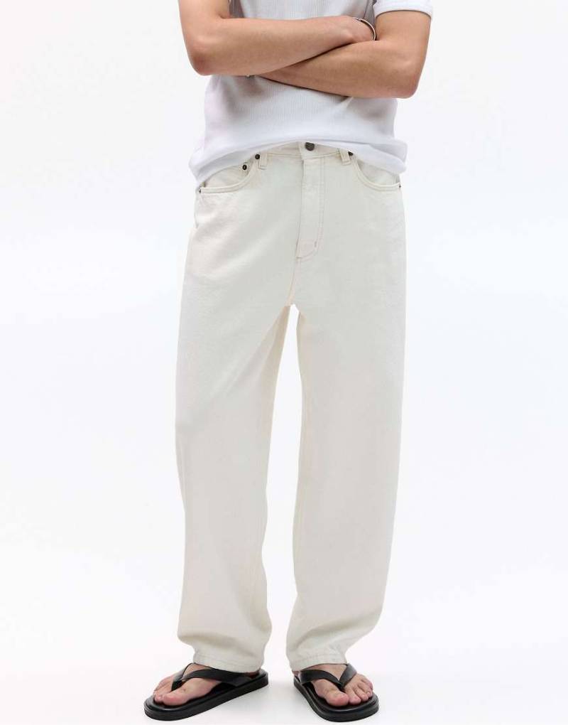 Pull & Bear - Weite Jeans in Beige-Neutral von Pull & Bear