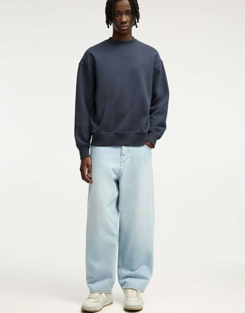 Pull & Bear - Weite Jeans in Hellblau von Pull & Bear