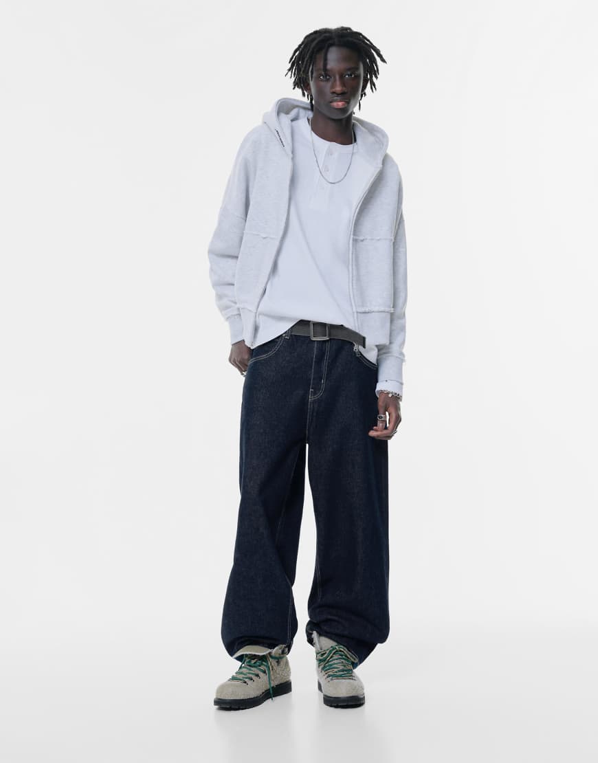 Pull & Bear - Weite Relaxed-Fit-Jeans in Indigoblau von Pull & Bear