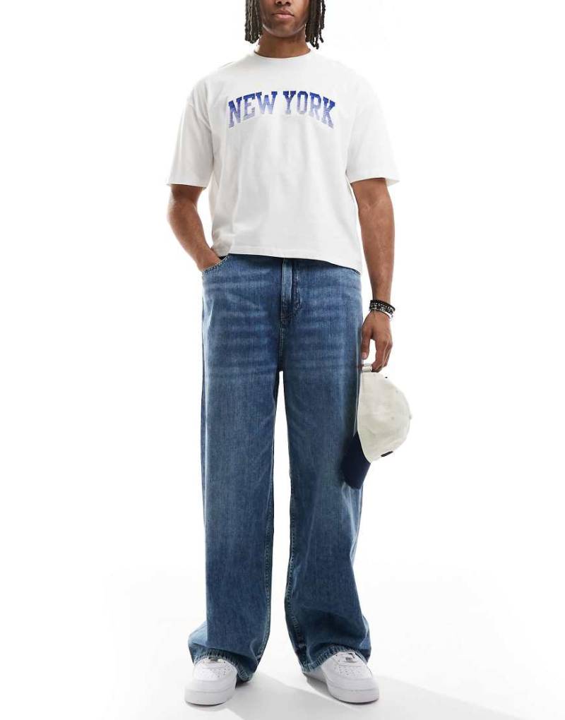 Pull & Bear - Weite Schlupfjeans in Blau von Pull & Bear