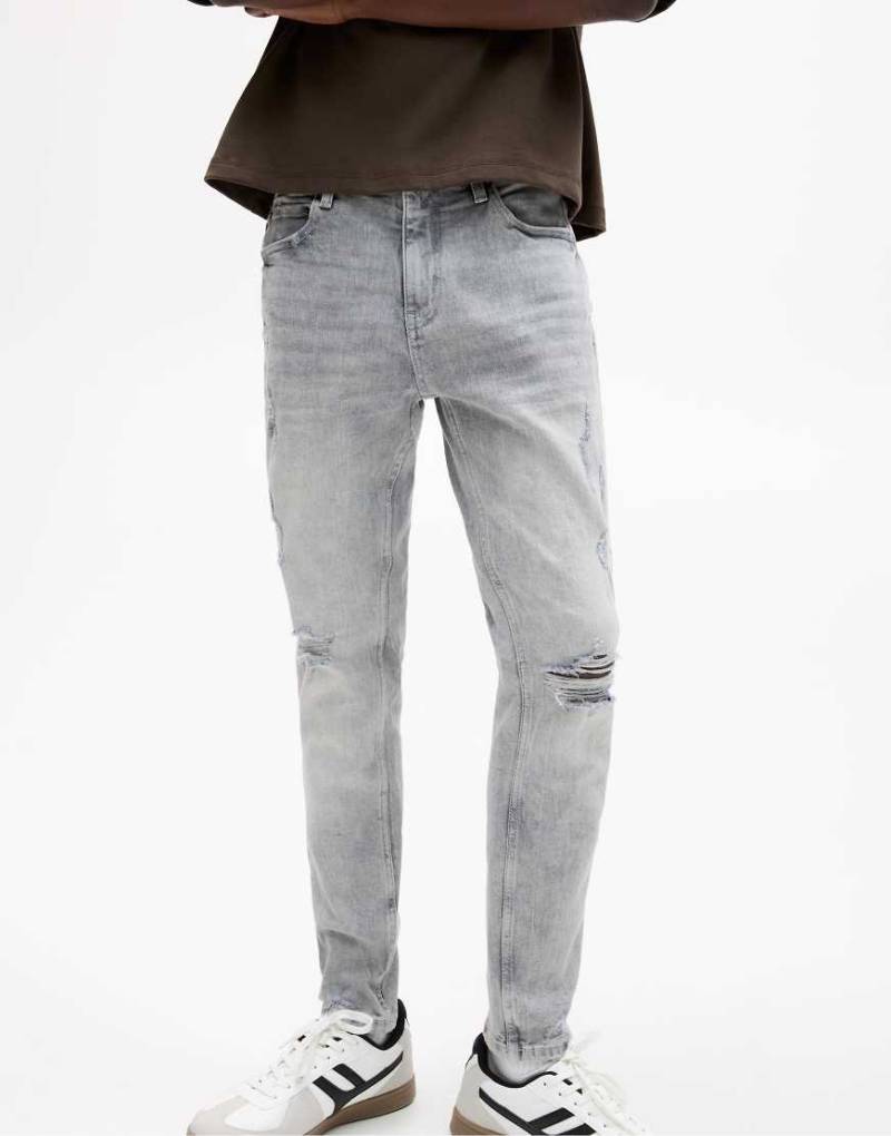 Pull & Bear - Zerrissene Skinny-Jeans in Blassgrau von Pull & Bear