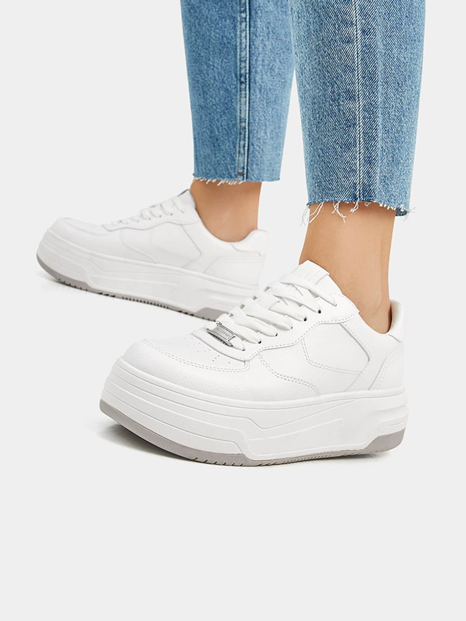 Sneaker von Pull&Bear