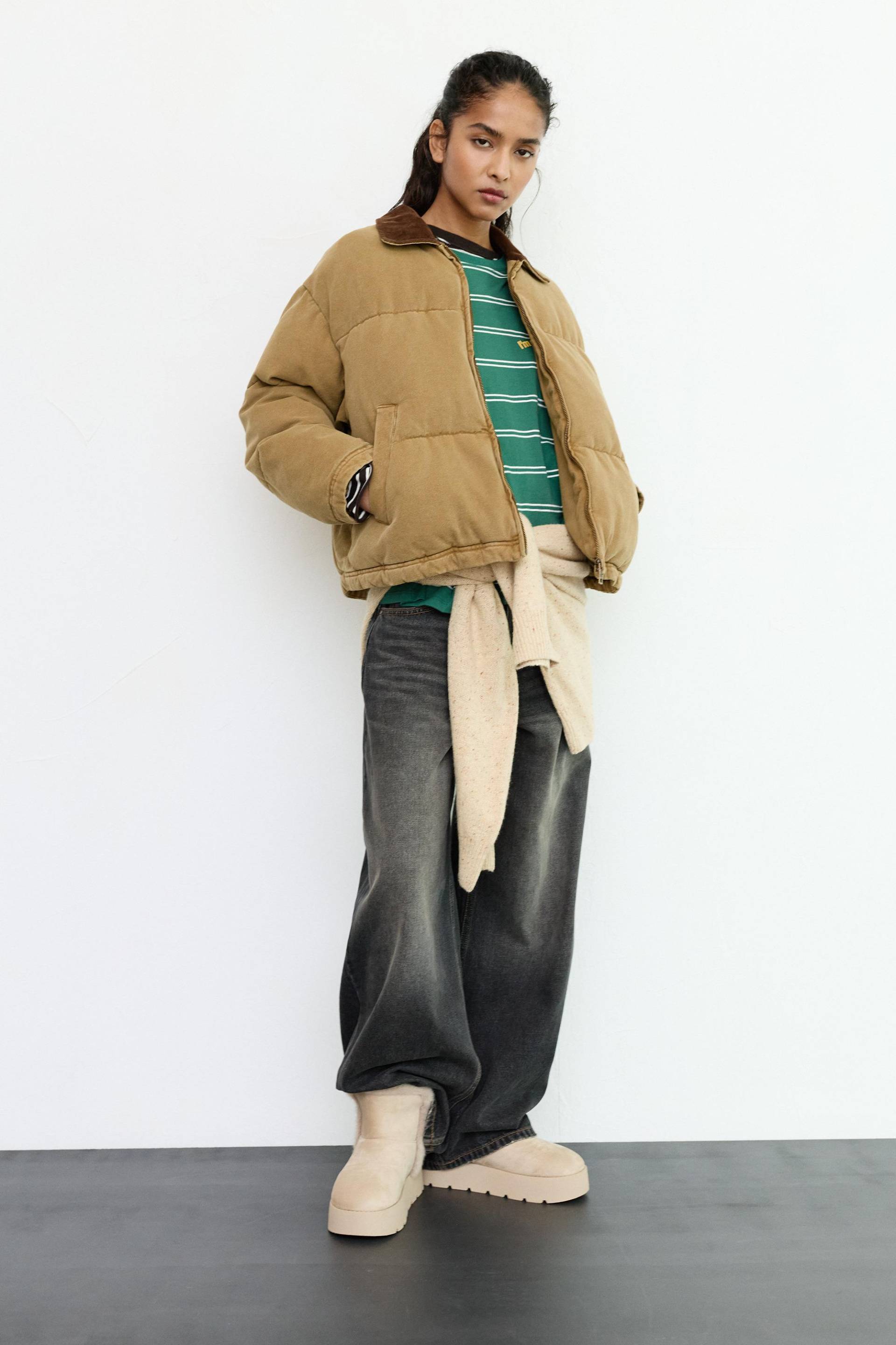 Steppjas Mit Cordkragen von Pull&Bear