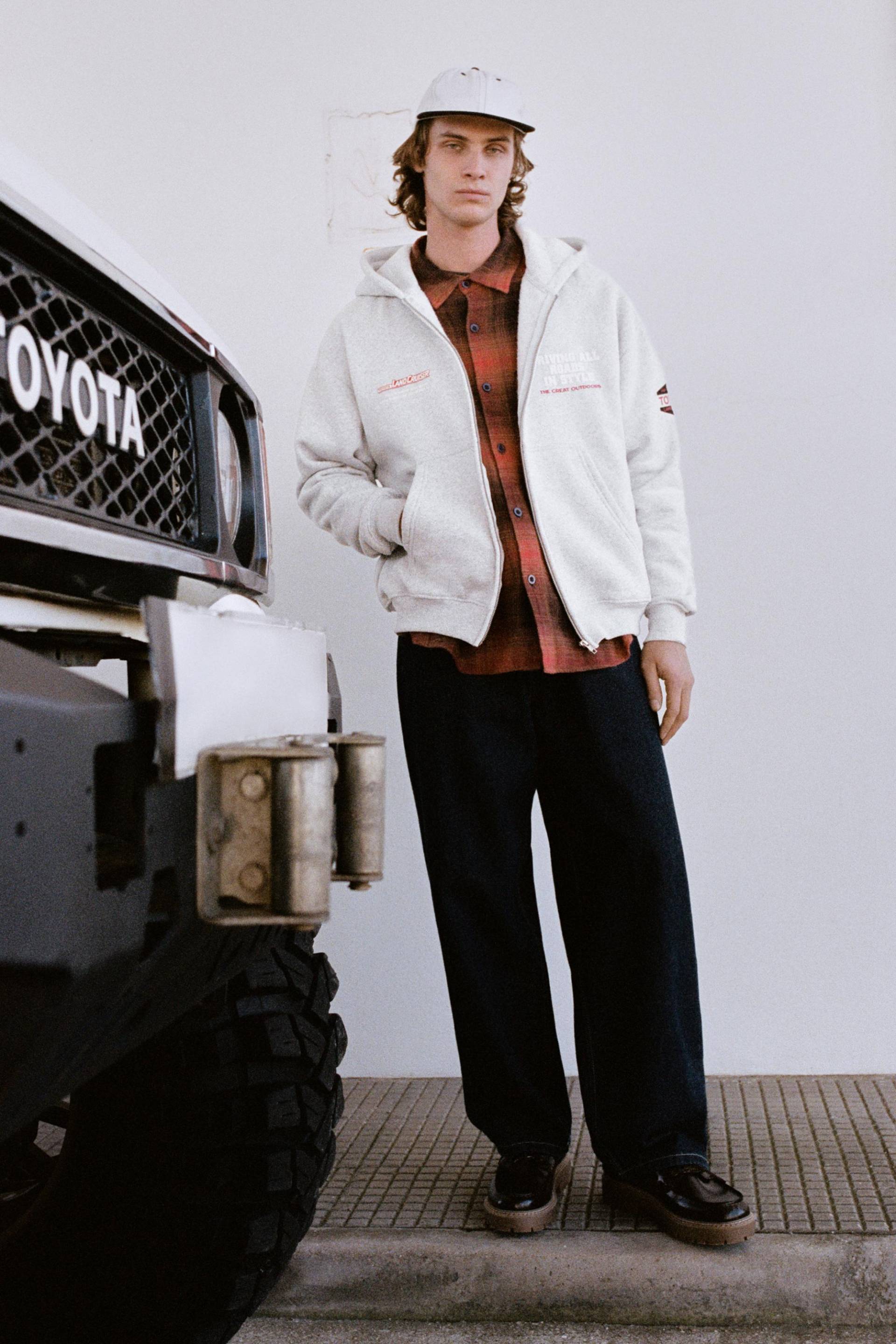 Toyota Kapuzenpullover Mit Reißverschluss von Pull&Bear