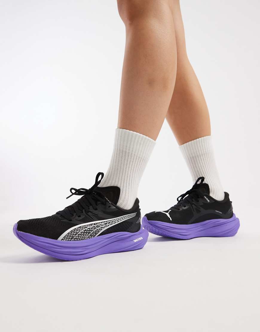 PUMA - Deviante Nitro 3 - Sneaker in Schwarz und Lila von Puma