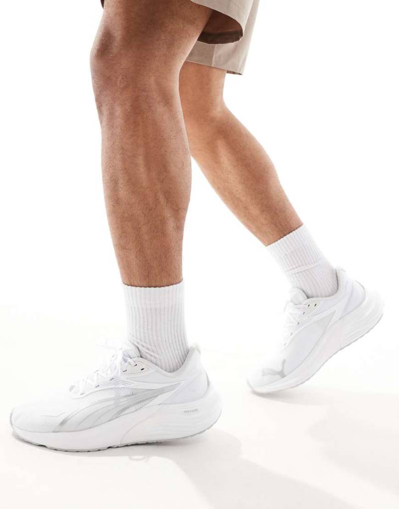 PUMA - Electrify Nitro 4 - Sneaker in Weiß von Puma